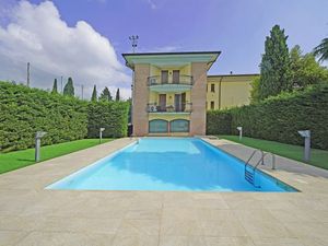 23670561-Ferienwohnung-4-Desenzano Del Garda-300x225-5