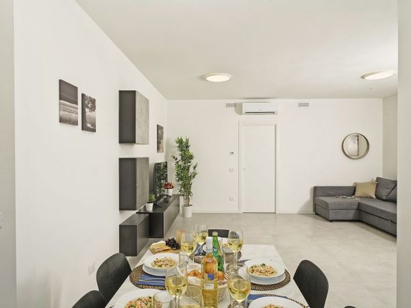 23670569-Ferienwohnung-6-Desenzano Del Garda-800x600-2