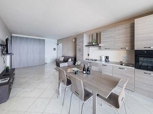 23924899-Ferienwohnung-6-Desenzano Del Garda-300x225-4