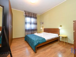 23544771-Ferienwohnung-4-Desenzano Del Garda-300x225-5