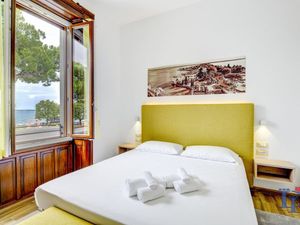 23544792-Ferienwohnung-4-Desenzano Del Garda-300x225-4