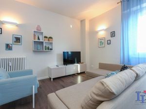 23544781-Ferienwohnung-6-Desenzano Del Garda-300x225-5