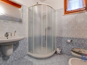 23544790-Ferienwohnung-3-Desenzano Del Garda-300x225-5