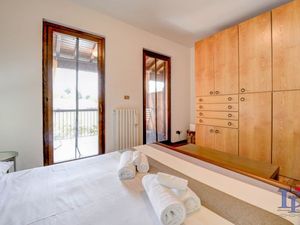 23543311-Ferienwohnung-4-Desenzano Del Garda-300x225-1