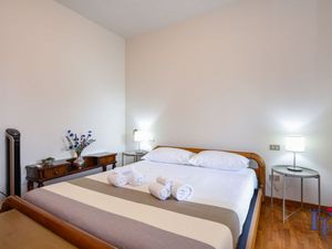 23543311-Ferienwohnung-4-Desenzano Del Garda-300x225-2