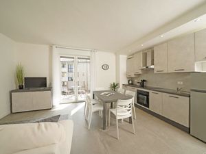 23989864-Ferienwohnung-5-Desenzano Del Garda-300x225-3