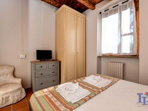 23544796-Ferienwohnung-4-Desenzano Del Garda-300x225-5