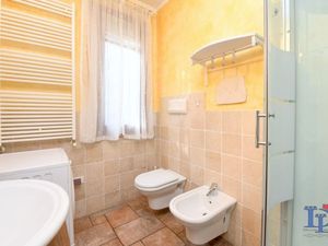 23544777-Ferienwohnung-4-Desenzano Del Garda-300x225-4