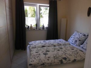 23386647-Ferienwohnung-2-Detmold-300x225-3