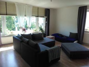 23667545-Ferienwohnung-5-Detmold-300x225-2