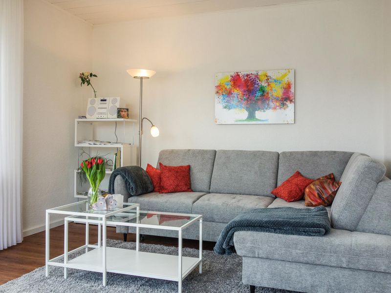 23763832-Ferienwohnung-3-Detmold-800x600-2