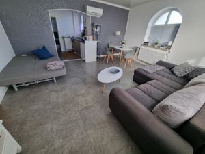 23140145-Ferienwohnung-4-Dettelbach-300x225-3