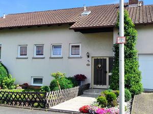 23160037-Ferienwohnung-4-Dettelbach-300x225-0