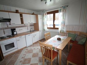 22230303-Ferienwohnung-3-Dettelbach-300x225-3