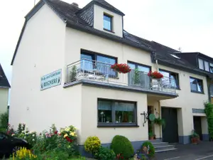 Ferienwohnung für 4 Personen in Detzem