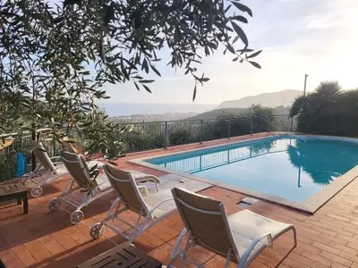 Ferienwohnung für 4 Personen (90 m²) in Diano Castello 1/10