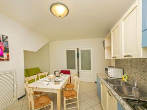 23722815-Ferienwohnung-6-Diano Marina-300x225-2