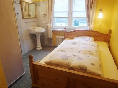 Landhaus Heidetor, FeWo A, Schlafraum Bett 1,40 m