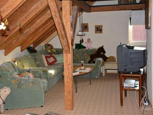 22419599-Ferienwohnung-2-Diedorf-300x225-3