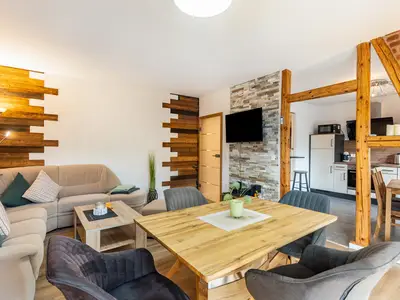 Photo, INSIDE, OUTSIDE