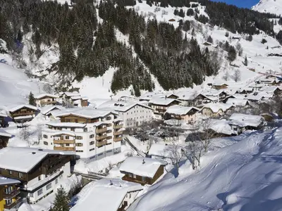 003-The Peak Winter 2019