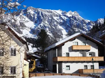 Außenseite Ferienhaus [Winter]