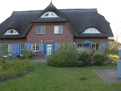 Ferienwohnung für 2 Personen (66 m²) in Dierhagen (Ostseebad) 1/10