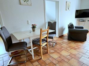 23916115-Ferienwohnung-5-Dierhagen (Ostseebad)-300x225-5