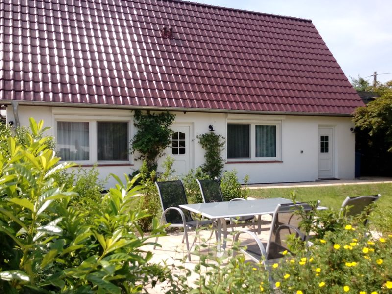 22048009-Ferienwohnung-4-Dierhagen (Ostseebad)-800x600-0