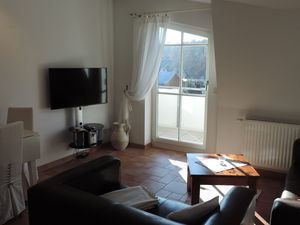 24038497-Ferienwohnung-4-Dierhagen (Ostseebad)-300x225-2