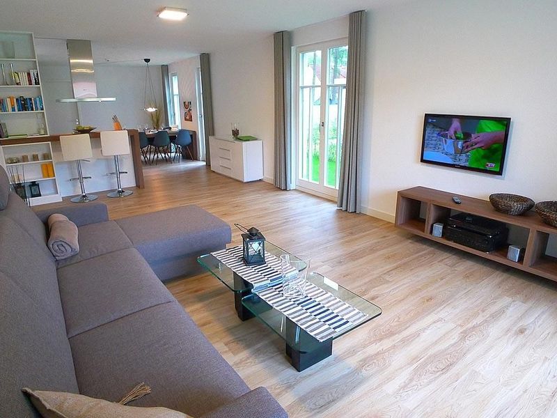 24038990-Ferienwohnung-2-Dierhagen (Ostseebad)-800x600-1