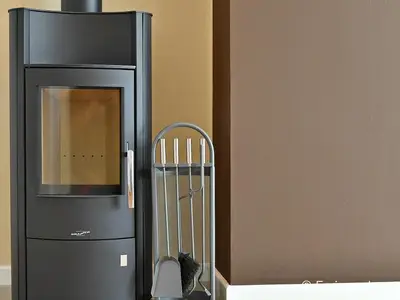 Kamin-/Ofen