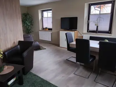 Zimmer komplett Ansicht 1