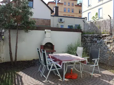 Der Grillplatz mit Außengrill