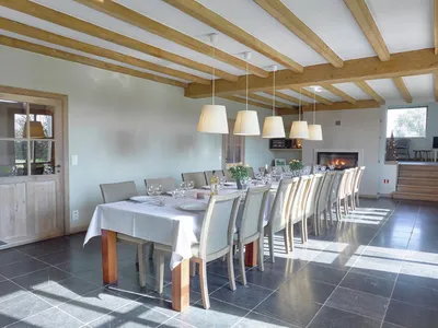 DiningRoom