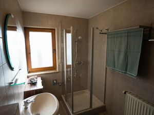 23300046-Ferienwohnung-3-Dingolshausen-300x225-4