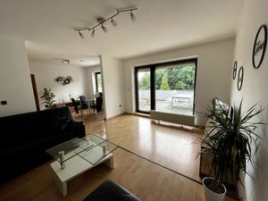 22771517-Ferienwohnung-6-Dinslaken-300x225-3