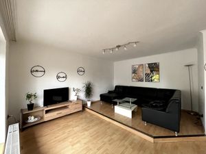 22771517-Ferienwohnung-6-Dinslaken-300x225-4