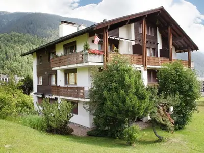 Ferienwohnung für 4 Personen in Disentis/Mustér 2/10