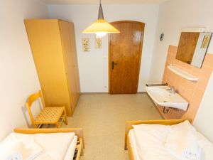 23839249-Ferienwohnung-4-Dittishausen-300x225-1