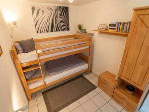 23851865-Ferienwohnung-3-Dittishausen-300x225-4