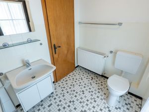 23839249-Ferienwohnung-4-Dittishausen-300x225-4