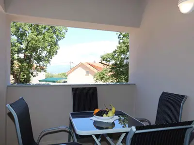 Ferienwohnung für 2 Personen (25 m²) in Dobrinj 1/10