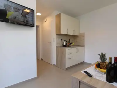 Ferienwohnung für 2 Personen (25 m²) in Dobrinj 5/10
