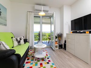 24028336-Ferienwohnung-4-Dobrinj-300x225-3