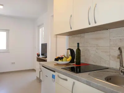 Ferienwohnung für 2 Personen (25 m²) in Dobrinj 7/10