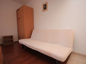 19126251-Ferienwohnung-2-Dobropoljana-300x225-5