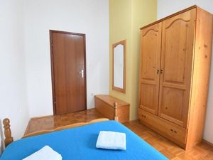 23671719-Ferienwohnung-5-Dobropoljana-300x225-5