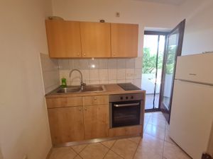 23930134-Ferienwohnung-5-Dobropoljana-300x225-4