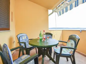 Ferienwohnung für 4 Personen (8 m²) in Dobropoljana